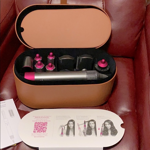 ❤️SOLD❤️Dyson Airwrap™ styler Complete (Nickel/Fuchsia) - Picture 1 of 5